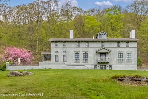 38 Forest Rd, Woodbourne, NY, 12788-5026 | Card Image