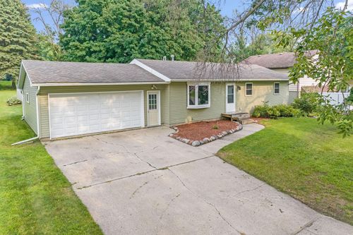 1314 Holland St, Fairmont, MN, 56031-1562 | Card Image
