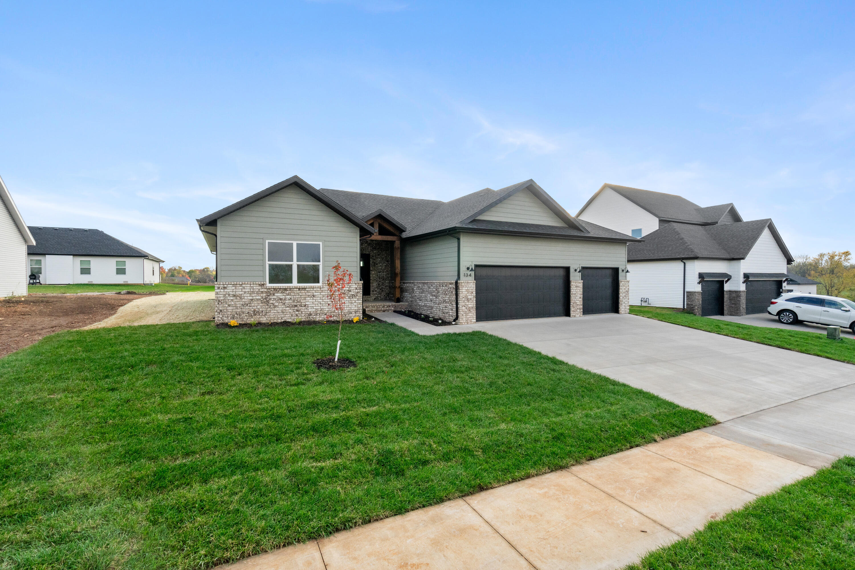 Harper Ridge Dr, Republic, MO 65738