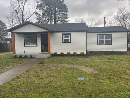 221 17th Street, Russellville, AR, 72801 | Card Image