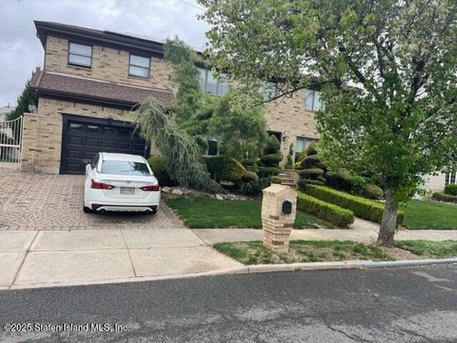 369 Crown Avenue, Staten Island, NY, 10312 | Card Image