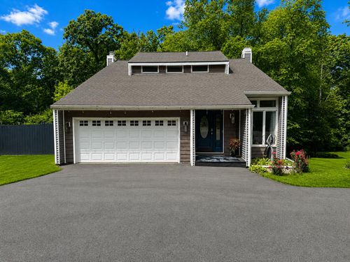 8674 Durbin Ln, Crown Point, IN, 46307 | Card Image