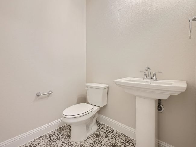 Half bath powder room | Image 26