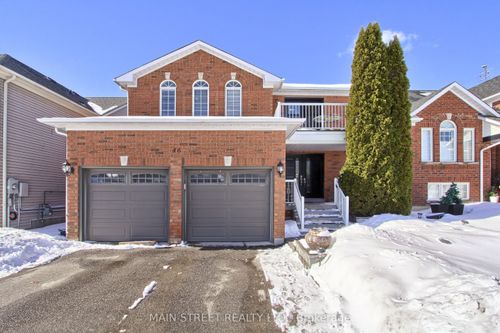 46 Silverstone Cres, Keswick, ON, L4P4A4 | Card Image