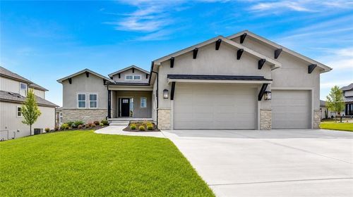 15411 W 161st Ter, Olathe, KS, 66062 | Card Image