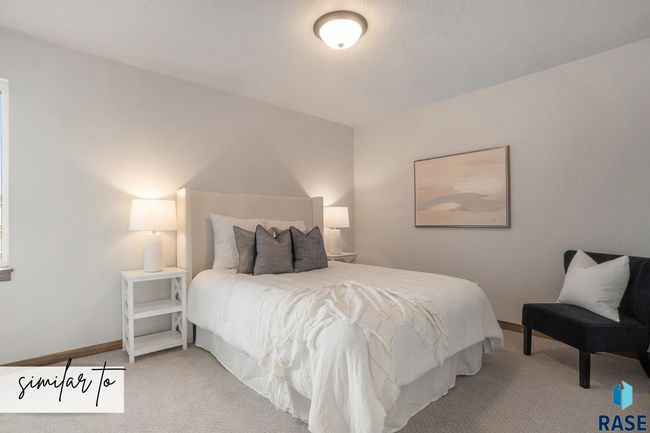 8014 E Tencate Pl, Townhouse with 3 bedrooms, 3 bathrooms and null parking in Sioux Falls SD | Image 14