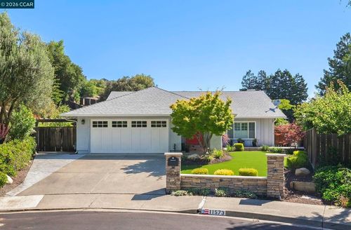 11573 Fenwick Court, Dublin, CA, 94568 | Card Image