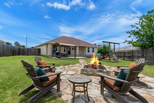 110 Tanner Ct N, Burnet, TX, 78611-5861 | Card Image