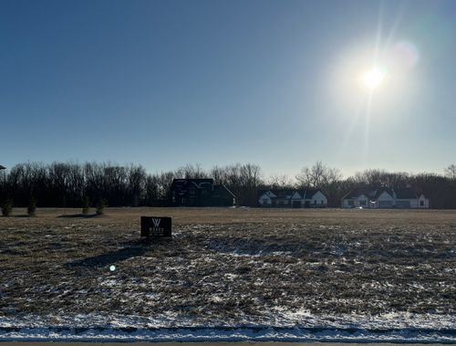 358 Madison Dr, Riverdale, IA, 52722-4890 | Card Image