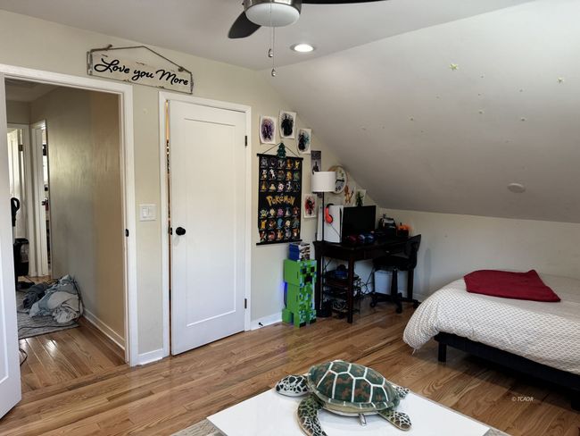 guest bedroom 2 | Image 41
