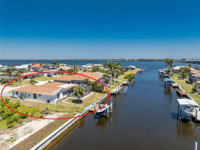5232 Conner Ter, House other with 3 bedrooms, 2 bathrooms and null parking in PORT CHARLOTTE FL | Image 31