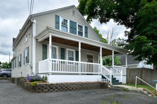 73 North St, Ware, MA, 01082-1040 | Card Image