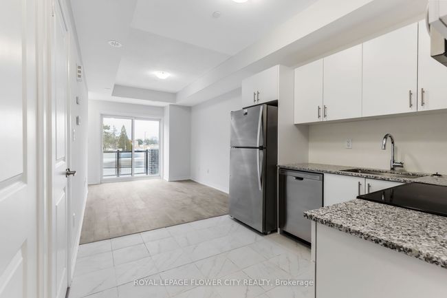 2 - 155 Tapscott Rd, Condo with 2 bedrooms, 1 bathrooms and null parking in Toronto ON | Image 19
