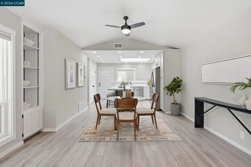 4814 Wolf Way, Concord, CA, 94521-2914 | Card Image