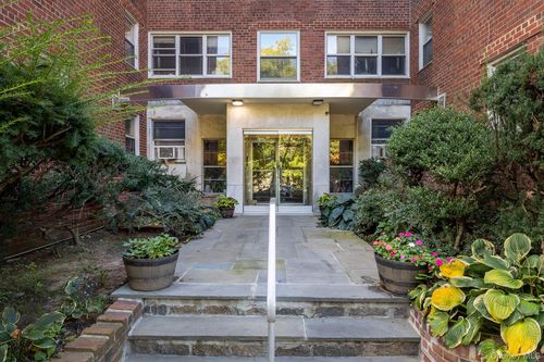4h-1234 Midland Ave, Bronxville, NY, 10708-6481 | Card Image