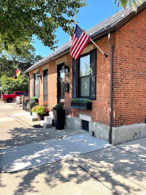 717 S 3rd St, Columbus, OH, 43206-1027 | Card Image