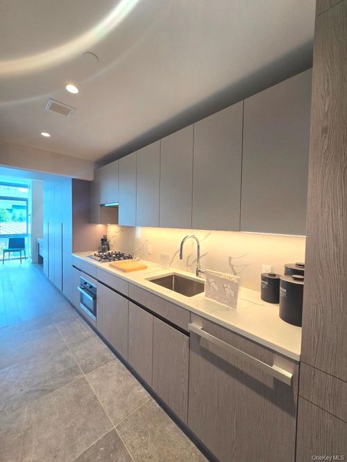 3k-133 37th Ave, Flushing, NY, 11354-4419 | Card Image