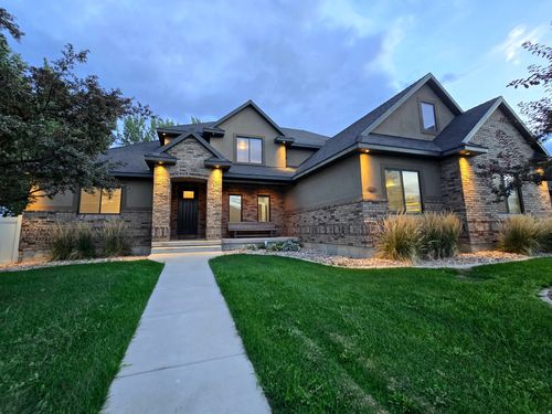3565 W 1350 N, Vernal, UT, 84078-4554 | Card Image