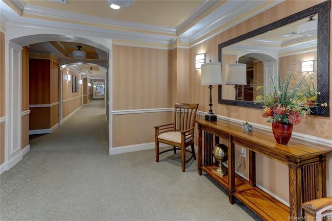 UNIT-405 - 26 Schoolhouse Dr, Condo with 2 bedrooms, 2 bathrooms and null parking in West Hartford CT | Image 20