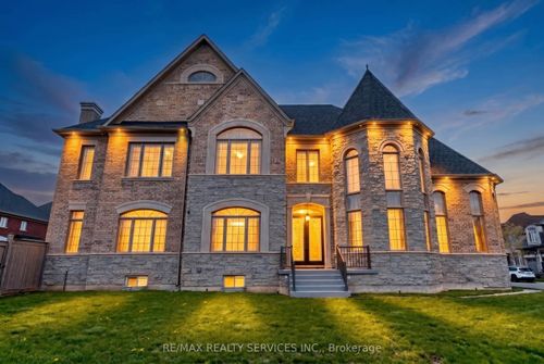 28 Pendergast Crt, Brampton, ON, L6P4G7 | Card Image