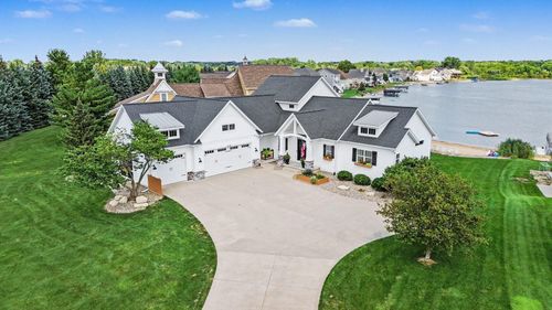 2178 Byron Shores Dr Sw, Byron Center, MI, 49315-8087 | Card Image