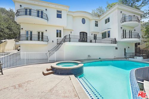 4156 Sunswept Dr, Studio City, CA, 91604-2324 | Card Image