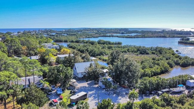 16490 Sw Indiana Ave, House other with 4 bedrooms, 4 bathrooms and null parking in CEDAR KEY FL | Image 64
