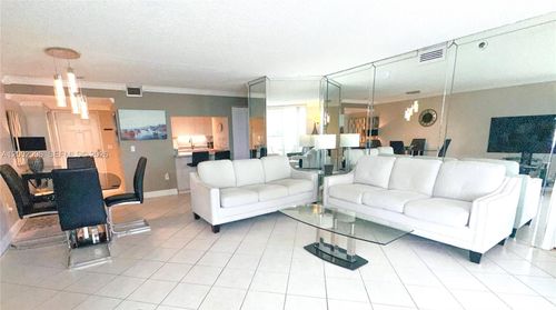 201-18000 N Bay Rd, Sunny Isles Beach, FL, 33160-1922 | Card Image