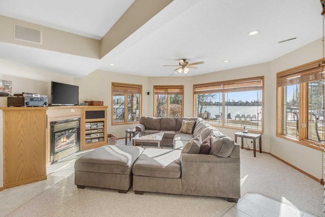 76 Chaparral Cove Se, House other with 3 bedrooms, 3 bathrooms and 4 parking in Calgary AB | Image 30