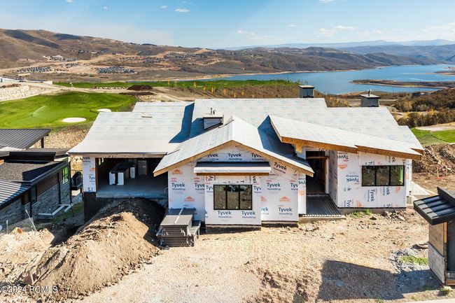 1577 W Skyridge Dr, Home with 6 bedrooms, 7 bathrooms and null parking in Mayflower Mnt UT | Image 4