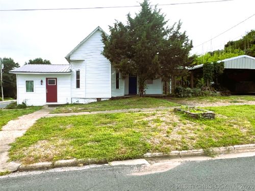 130 Chickasaw St, Tahlequah, OK, 74464-3904 | Card Image