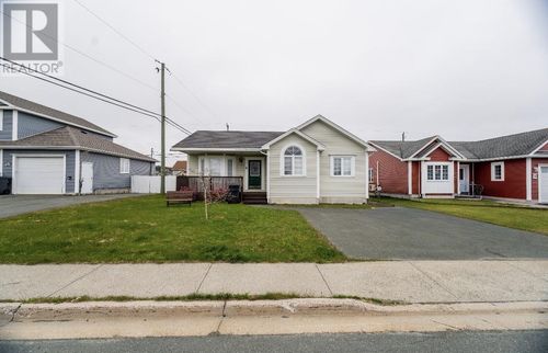 16 Keystone Ave, Paradise, NL, A1L0K6 | Card Image