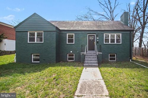 3243 Massachusetts Ave Se, WASHINGTON, DC, 20019-2936 | Card Image