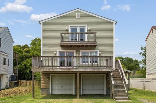 11 Bonita Dr, Hampton, VA, 23664-1903 | Card Image