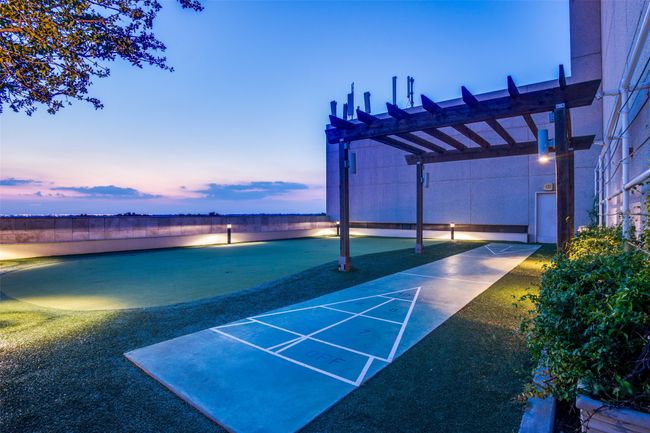 APT-900 - 5909 Luther Ln, Condo with 2 bedrooms, 2 bathrooms and null parking in Dallas TX | Image 24