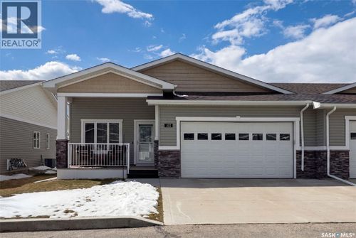102-959 Bradley St, Moose Jaw, SK, S6H5Y4 | Card Image