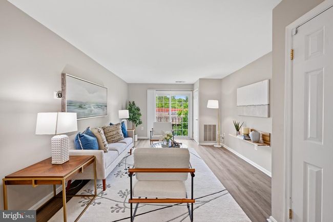 APT-410 - 2050 N Calvert St, Condo with 2 bedrooms, 1 bathrooms and null parking in ARLINGTON VA | Image 4
