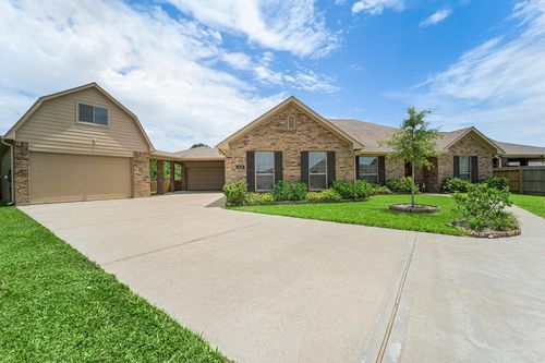 3323 Patagonia St, League City, TX, 77573-7021 | Card Image