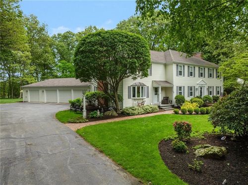 120 Fox Run, East Greenwich, RI, 02818-5100 | Card Image