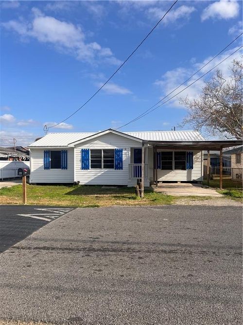 223 St Philip St, Raceland, LA, 70394-3122 | Card Image