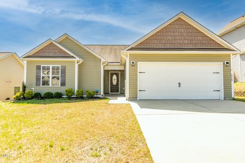 6808 Lakinsville Ln, Raleigh, NC, 27610-6907 | Card Image