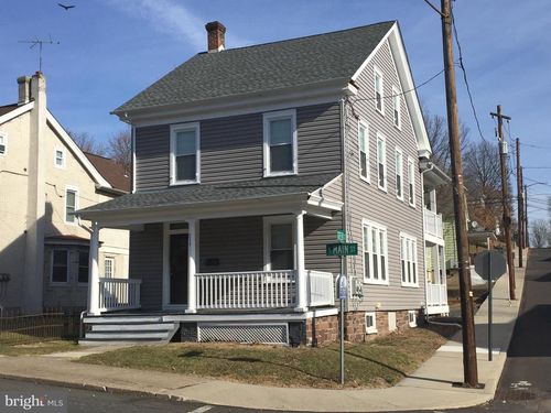 2-239 N Main St, SELLERSVILLE, PA, 18960-2350 | Card Image