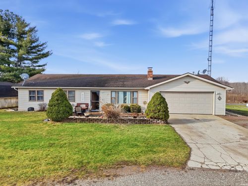 2394 County Road 27, Waterloo, IN, 46793-9373 | Card Image