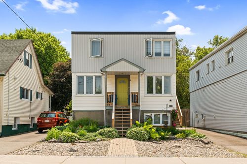 3-88 Ste. Cecile Street, Vanier and Kingsview Park, ON, K1L5L5 | Card Image
