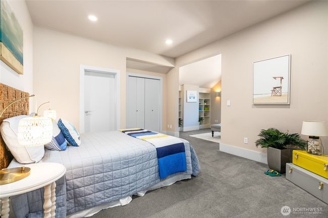 Upper Bedroom #3 | Image 24