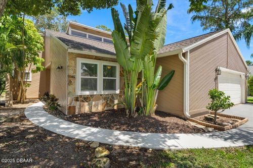 141 Gull Cir N, DAYTONA BEACH, FL, 32119-1319 | Card Image
