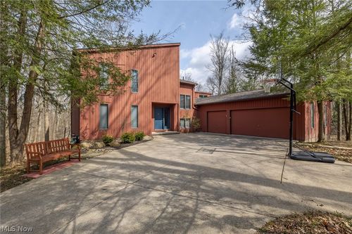 3573 Autumn Tree Dr, Medina, OH, 44256-9659 | Card Image