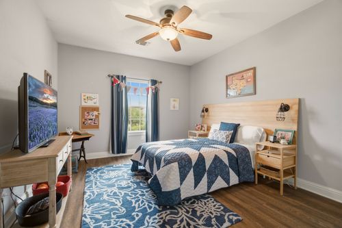 131 Whispering Winds Dr, Gunter, TX, 75058-2560 | Card Image