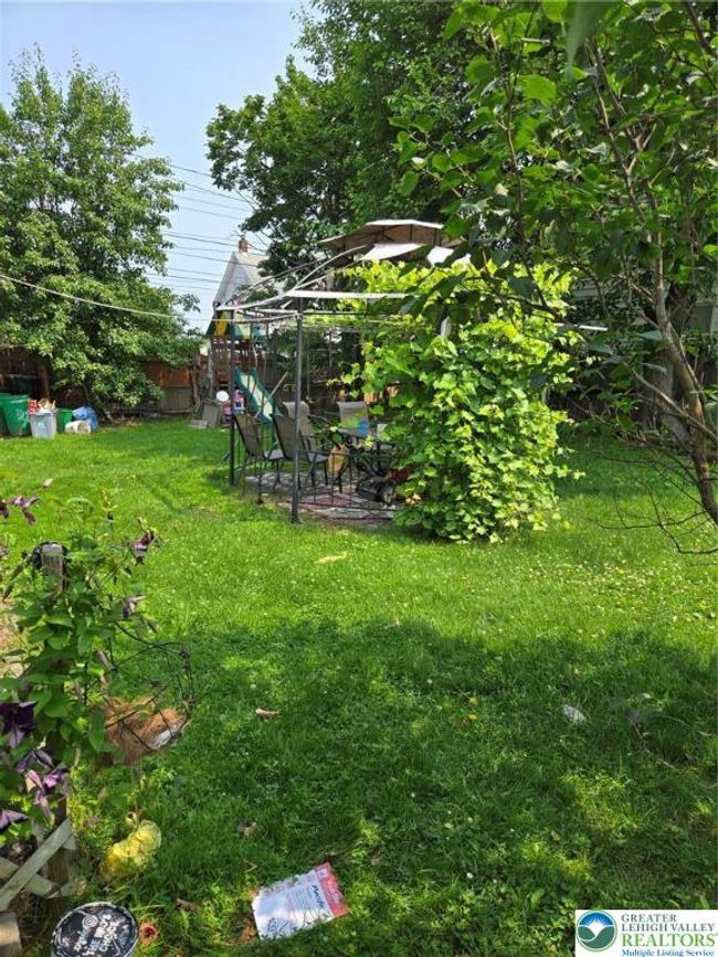 2018 Hanover Ave, House other with 4 bedrooms, 2 bathrooms and null parking in Allentown PA | Image 13