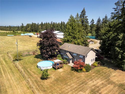 2332 Endall Rd, Black Creek, BC, V9J1G7 | Card Image